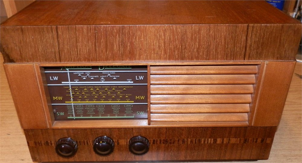 Amplion valve radio