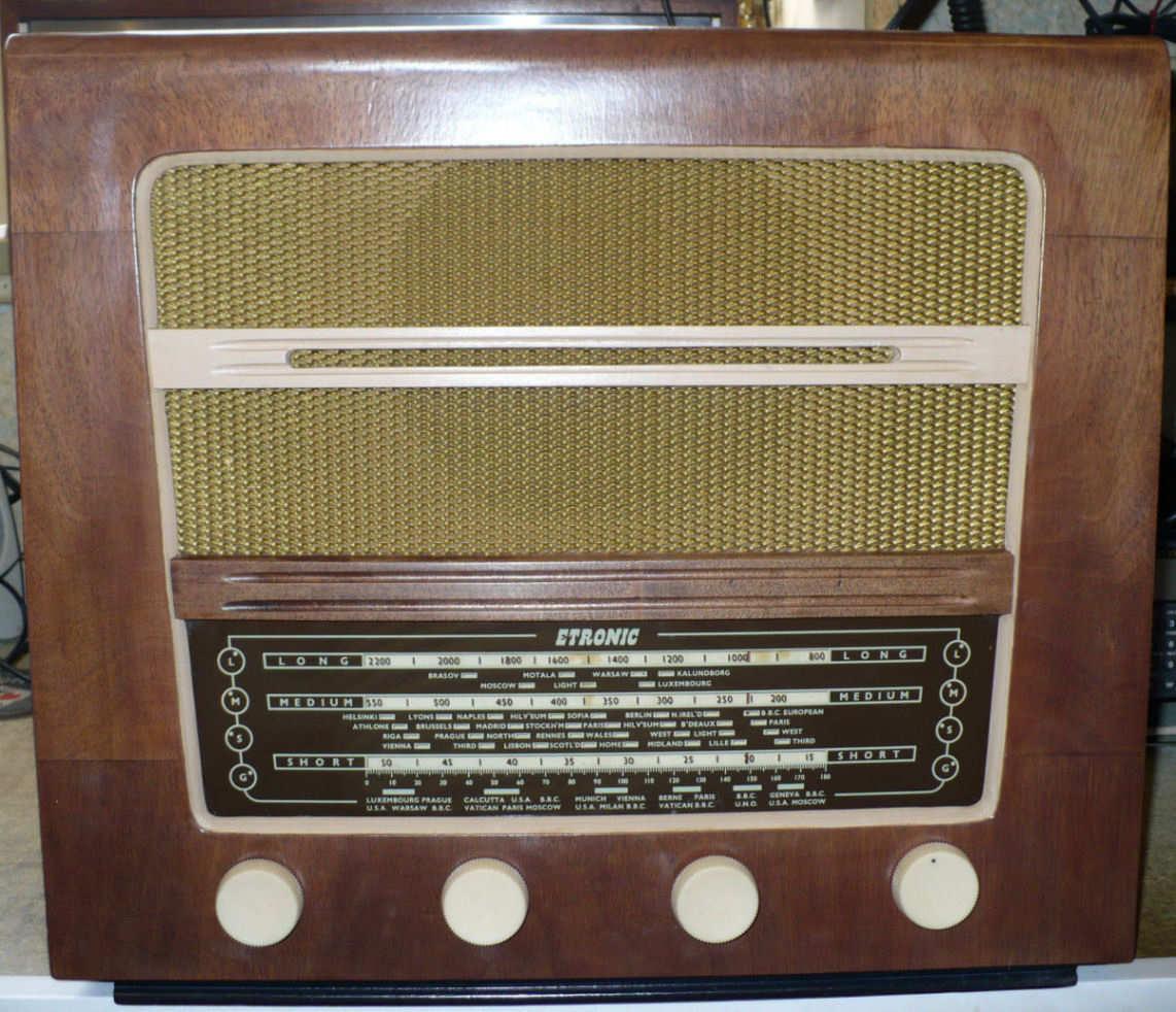 Etronic ETA5316 vintage valve radio