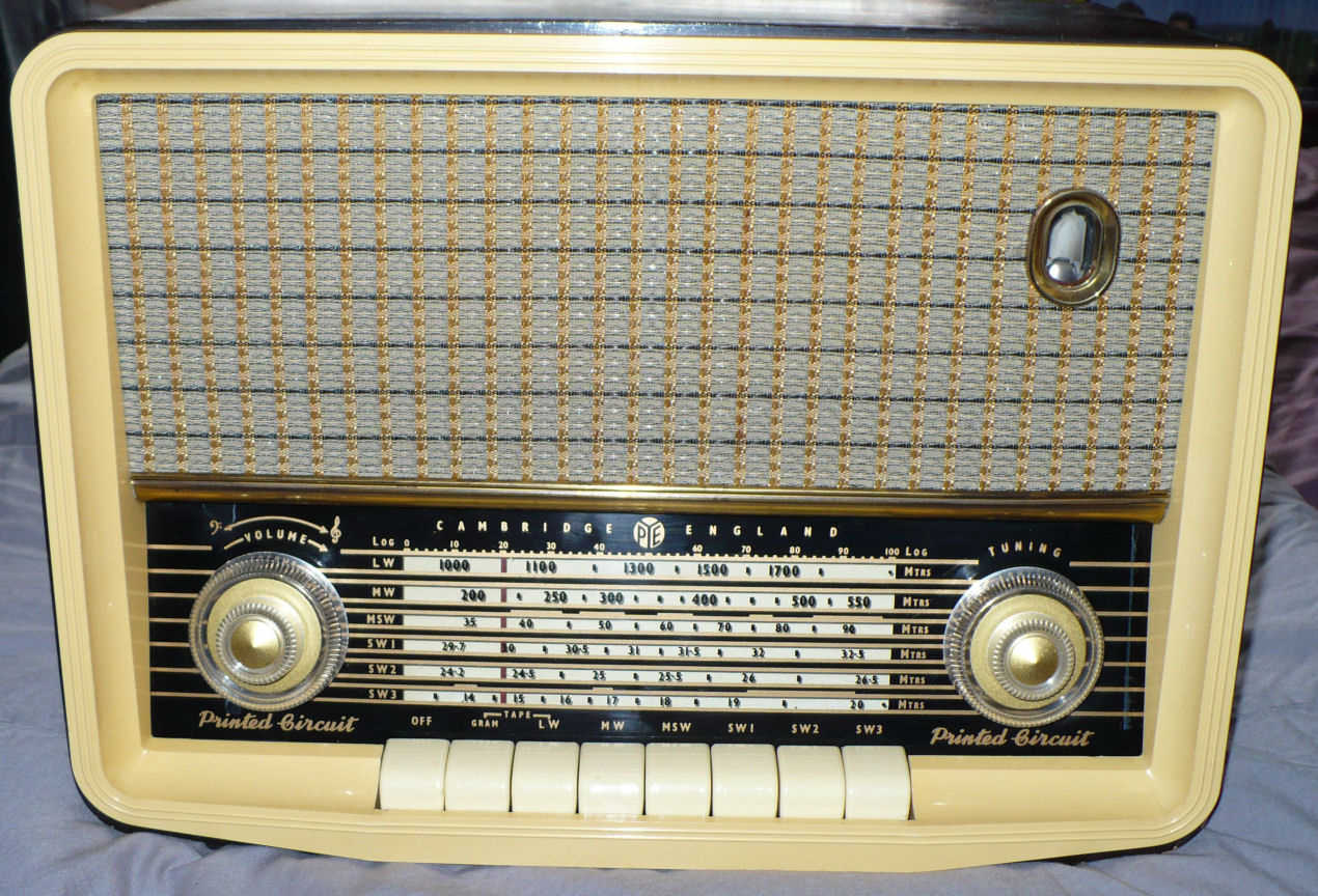 Pye P224 vintage valve radio