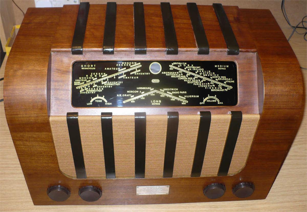 Pye QAC3 vintage valve radio