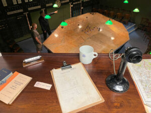 bunker-table-05x