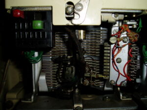 uax13-groups-selector-bank_62782303_l